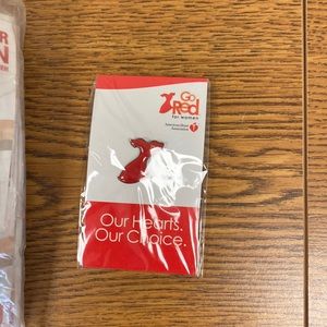 Go red day pins lot